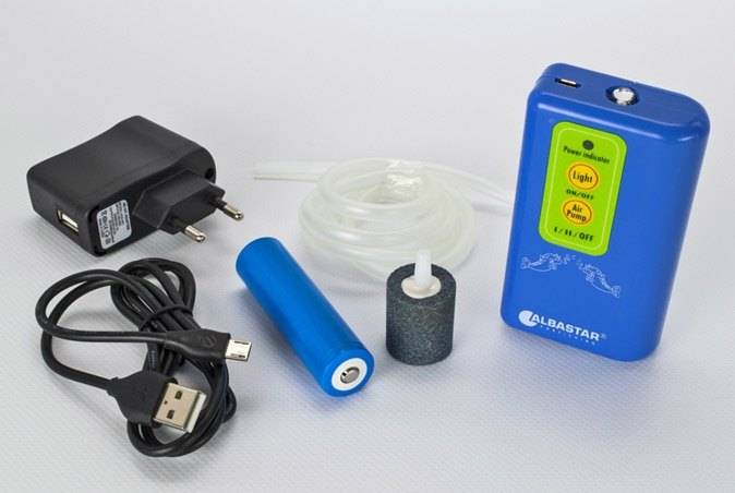 Obrázek k výrobku 50495 - ALBASTAR Vzduchování AIR PUMP WITH FLASHLIGHT