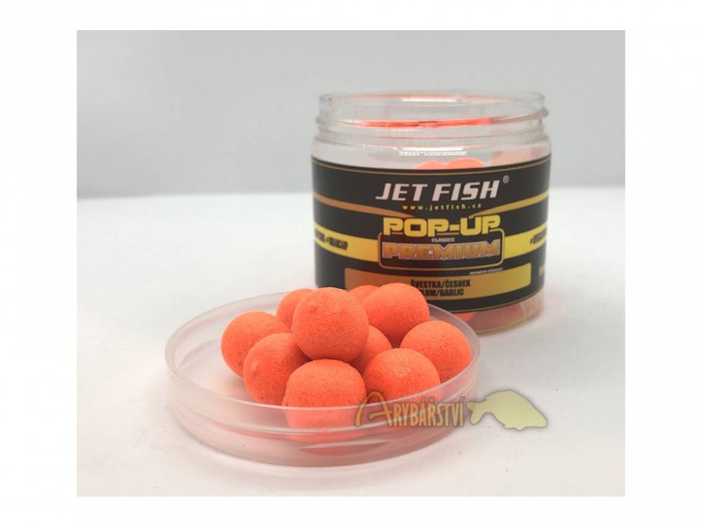 JET FISH Premium Boilie Clasicc Pop-Up svestka cesnek 16 mm