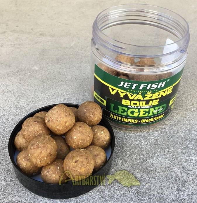 Obrázek k výrobku 54993 - JET FISH Vyvážené Boilies Legend Range 20 mm 250 ml