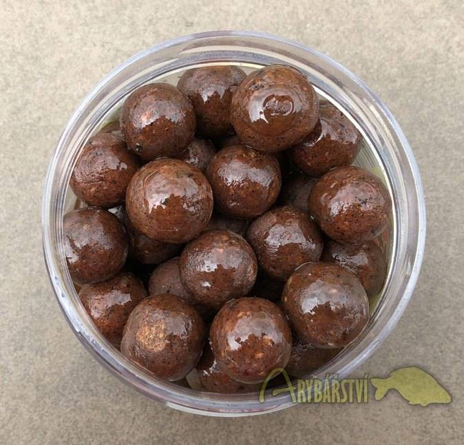 Obrázek k výrobku 55068 - KAREL NIKL Boilies v dipu 18+20 mm 250 g