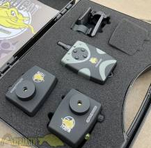 Obrázek k výrobku 55563 - MADCAT SENSOTRONIC ALARM 2+1 SET Sada Sumcových hlásičů s bezdrátovým příposlechem
